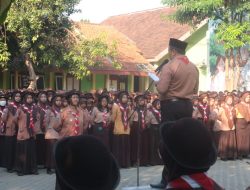Upacara Peringatan Hari Pramuka ke-63 SMKN 1 Sooko