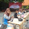 Serunya Lomba Make Up Tanpa Kaca dalam rangka lomba Agustus di Skanesasoo 