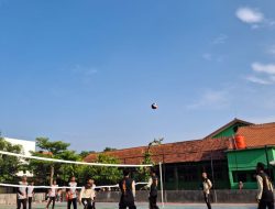 Pertarungan sengit antar kelas, COC Voli 2025 mencetak juara baru