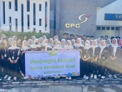 Kunjungan Industri Jurusan DKV ke CPC Studio sebagai Pengenalan Dunia Industri Kreatif